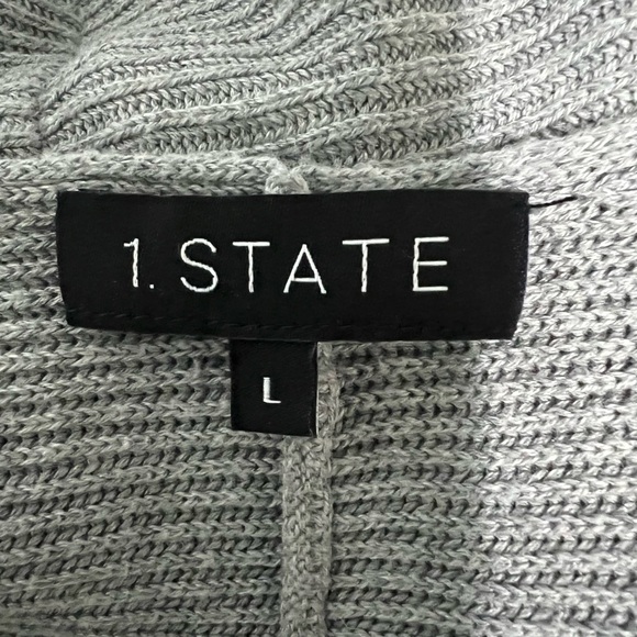 Sweater - Picture 5 of 5